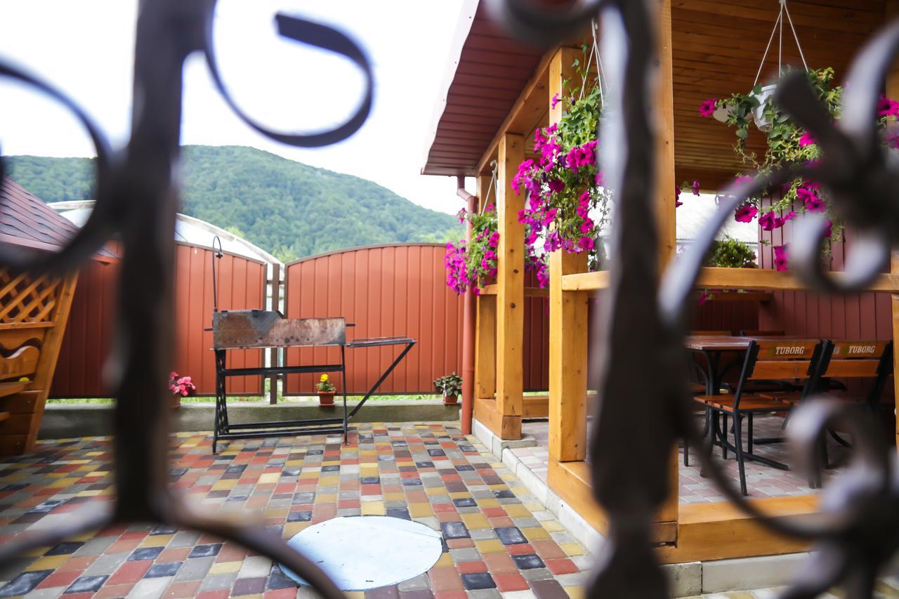U Maksa Hotel Solochin Exterior foto