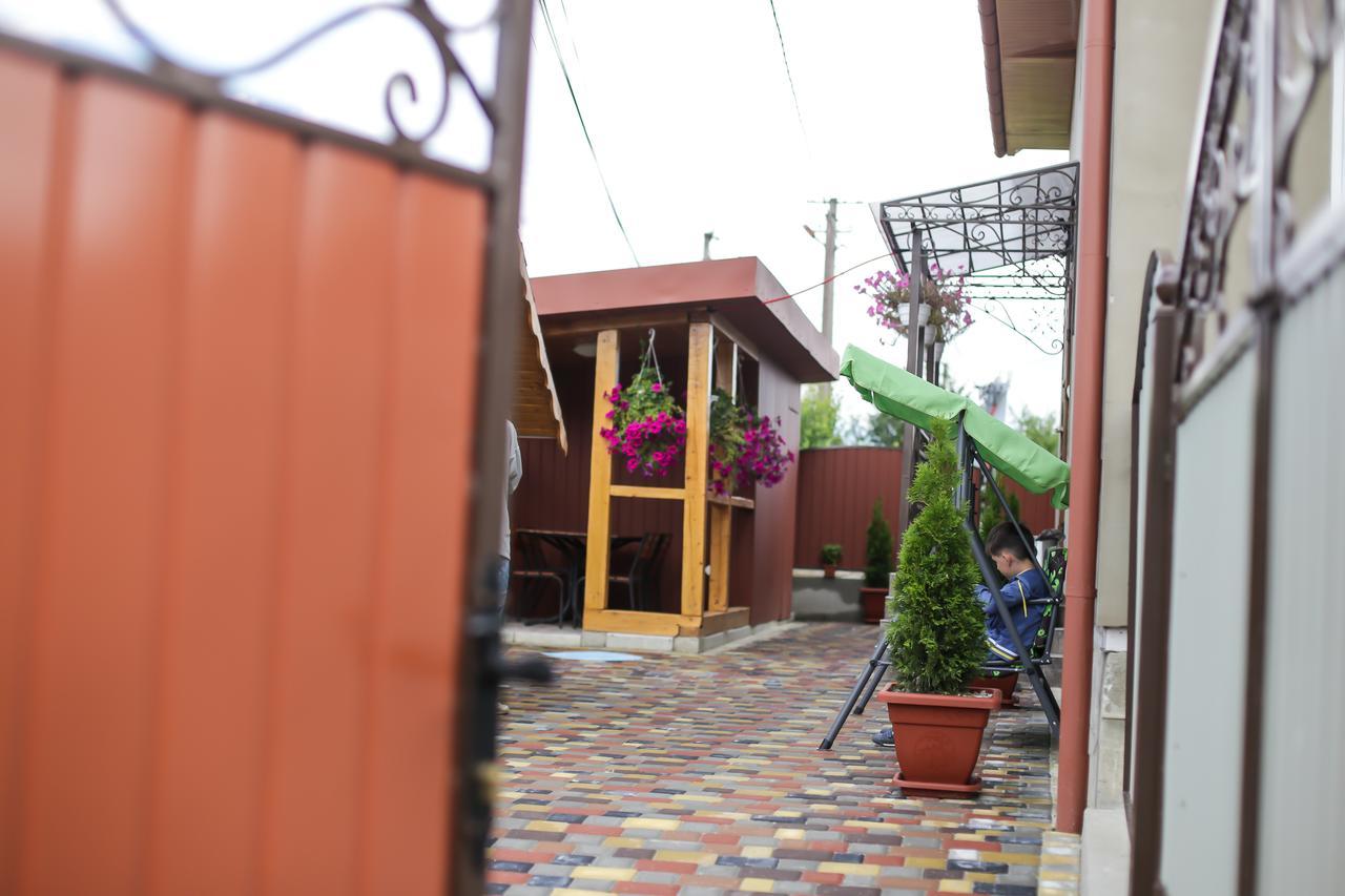U Maksa Hotel Solochin Exterior foto
