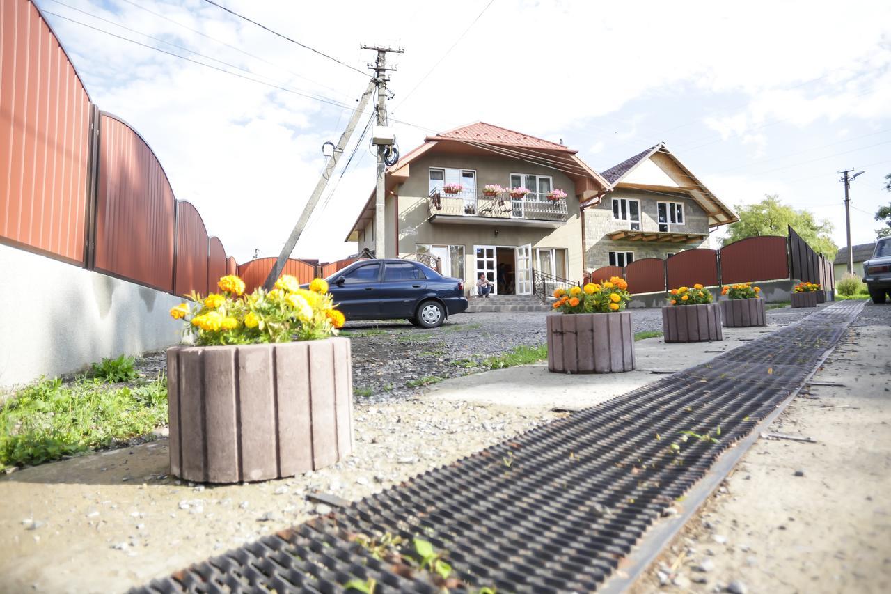 U Maksa Hotel Solochin Exterior foto
